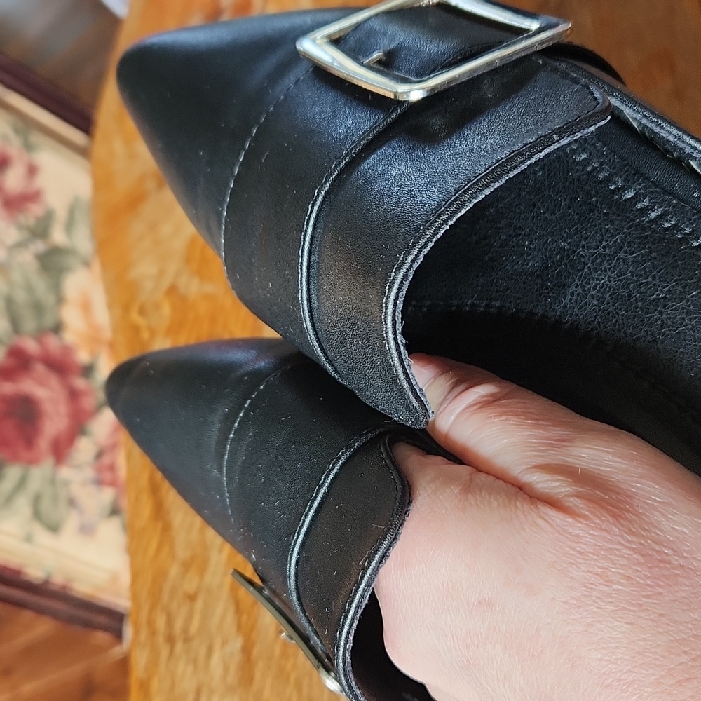 Chase + Chloe Black Pointed Buckle Mules - Picture 8 of 12